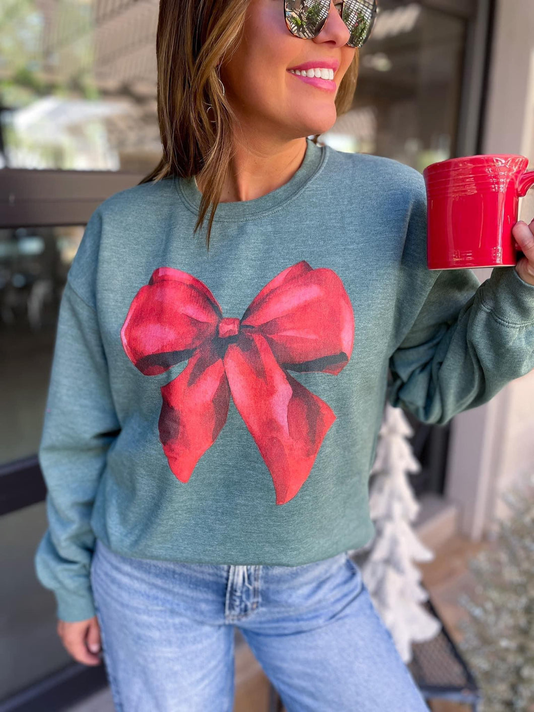 CHRISTMAS GREEN BOW SWEATSHIRT